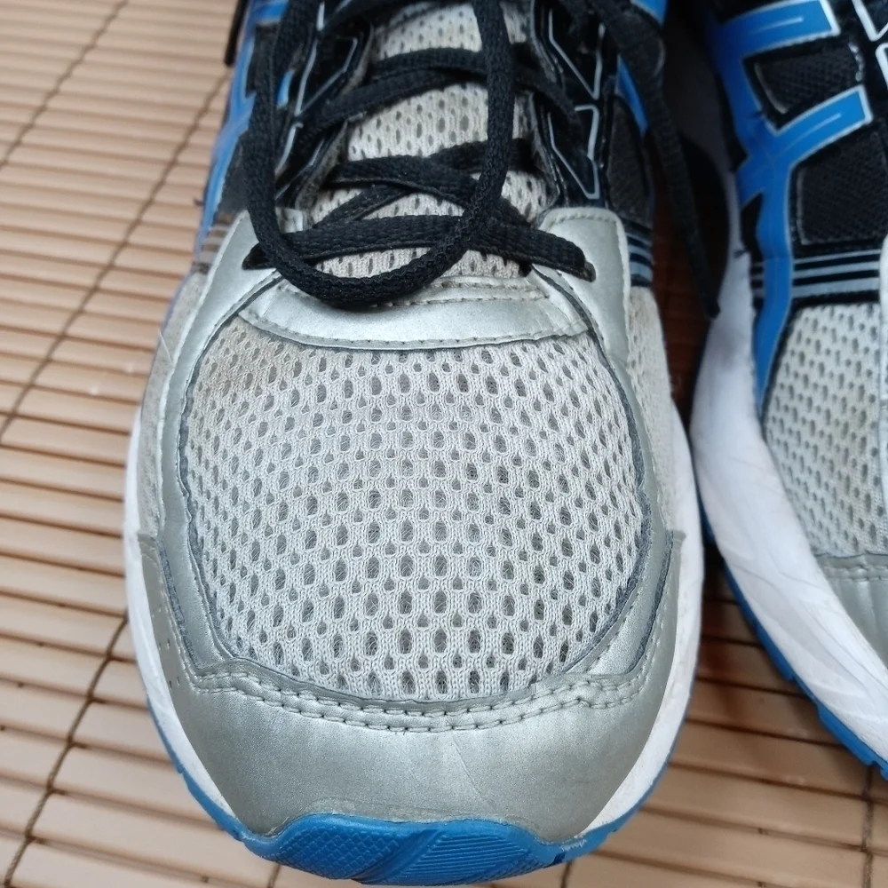 Asics t716n gel